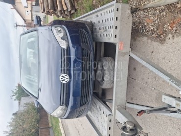 Volkswagen Golf 6 -  kompletan auto u delovima
