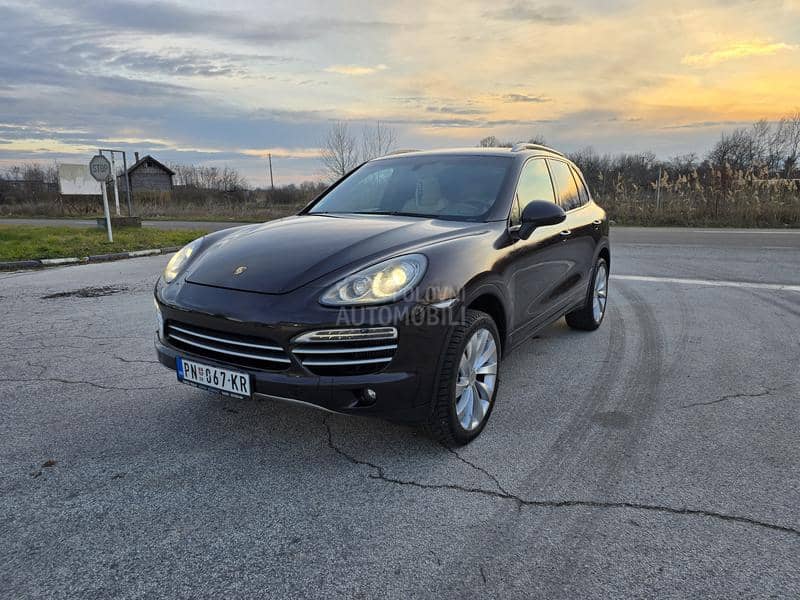 Porsche Cayenne platinum edition