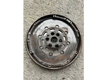 Zamajac za pasata b6 kao nov za Volkswagen Passat B6 od 2005. do 2008. god.