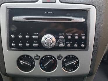 CD player za Ford Focus