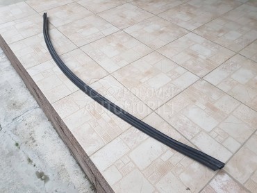 Keder ispod šoferke za Peugeot 308