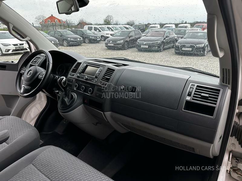 Volkswagen Transporter T5 2.0 TDI DSG