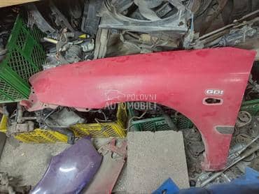 Krilo za Mitsubishi Carisma od 1995. do 1999. god.