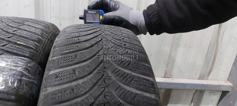 Hankook 185/65 R15 Zimska
