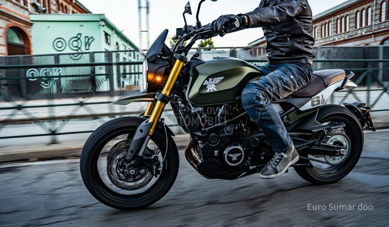 Moto Morini SEIEMMEZZO SCR