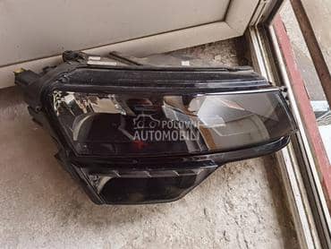 desni far za Škoda Karoq