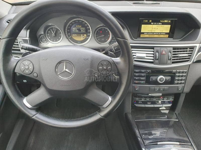 Mercedes Benz E 300 CDI AVANTGARDE