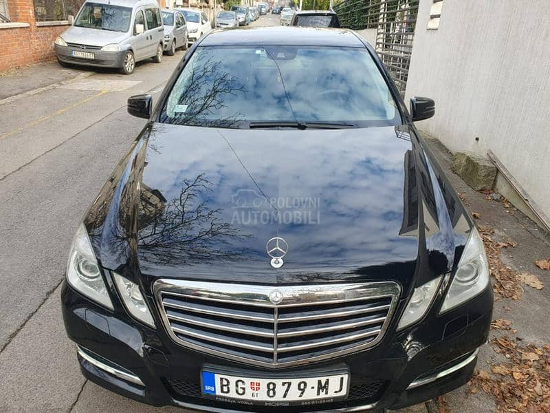 Mercedes Benz E 300 CDI AVANTGARDE