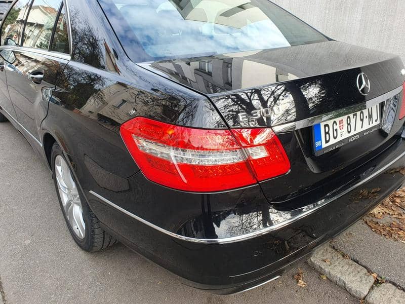 Mercedes Benz E 300 CDI AVANTGARDE