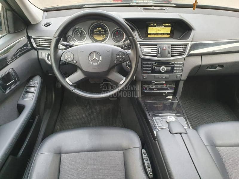 Mercedes Benz E 300 CDI AVANTGARDE