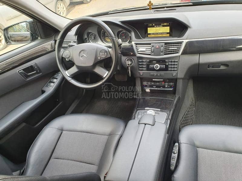 Mercedes Benz E 300 CDI AVANTGARDE
