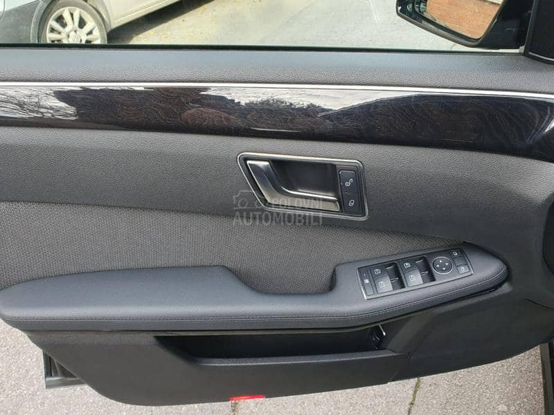 Mercedes Benz E 300 CDI AVANTGARDE