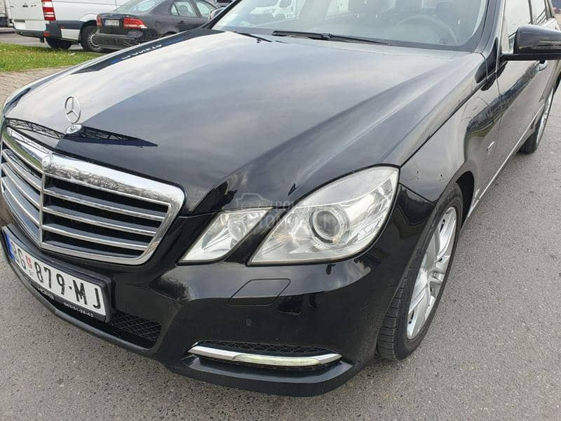 Mercedes Benz E 300 CDI AVANTGARDE