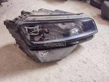 desni far full led za Škoda Karoq