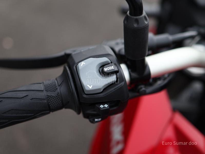 Suzuki V STROM 800 M5 AKCIJA