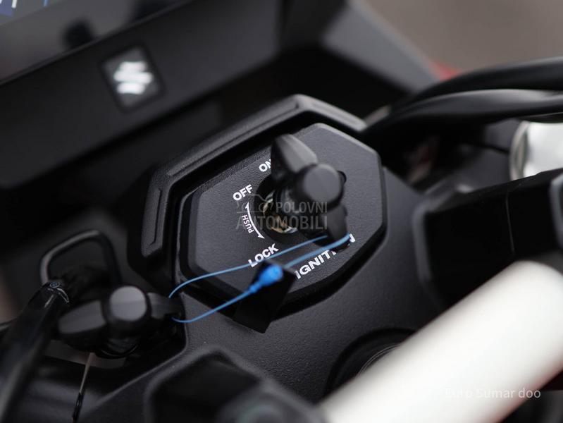 Suzuki V STROM 800 M5 AKCIJA