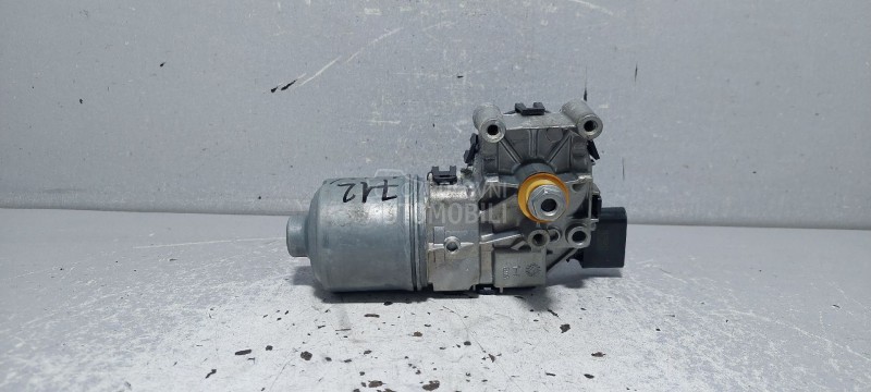 MOTORIC PREDNJEG BRISACA