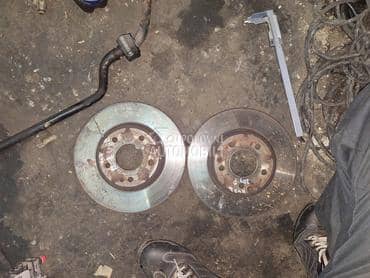 Prednji disk w203 za Mercedes Benz C 160, C 180, C 200 ...