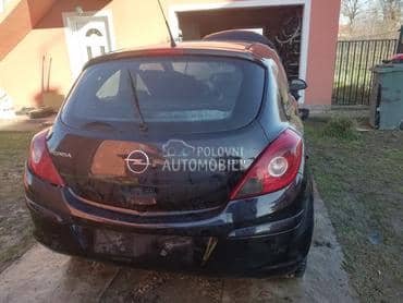 Opel Corsa D 2008. god. -  kompletan auto u delovima