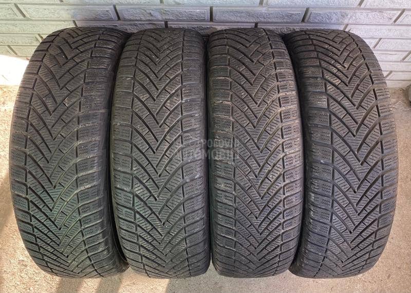 Vredestein 215/65 R16 Zimska