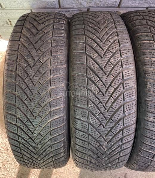 Vredestein 215/65 R16 Zimska