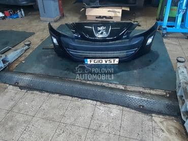 Branik prednji za Peugeot 308