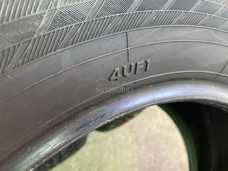 Yokohama 215/60 R16 Zimska