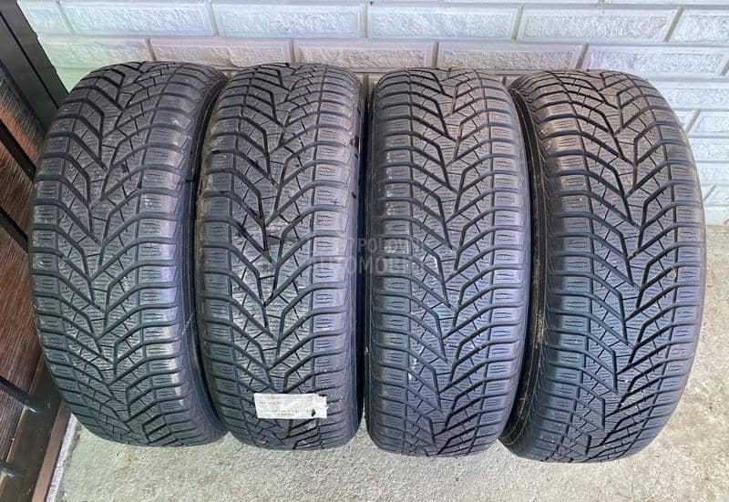 Yokohama 215/60 R16 Zimska