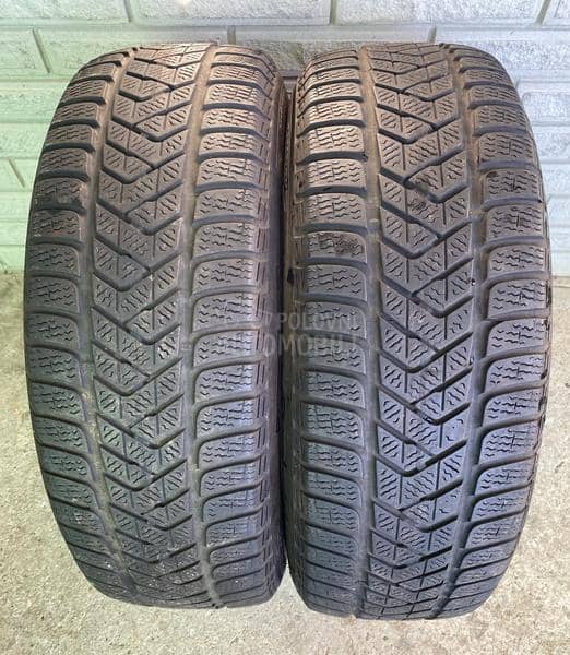 Pirelli 215/65 R16 Zimska