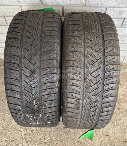 Pirelli 235/45 R18 Zimska