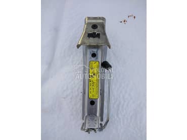 Dizalica za Renault Clio