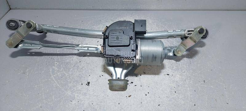 MOTORIC PREDNJEG BRISACA