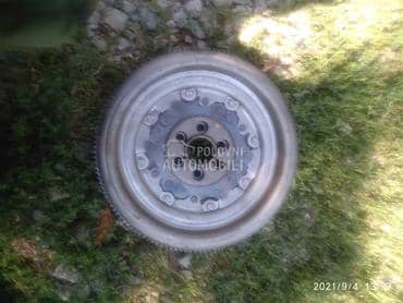 Škoda Octavia -  kompletan auto u delovima