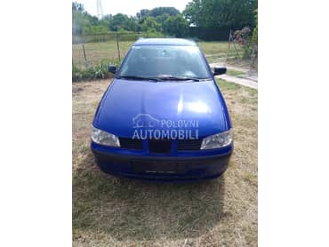 Seat Cordoba -  kompletan auto u delovima