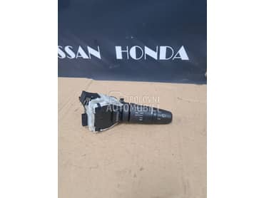 rucica brisaca za Nissan X-Trail od 2007. do 2013. god.