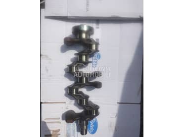 Škoda Octavia -  kompletan auto u delovima