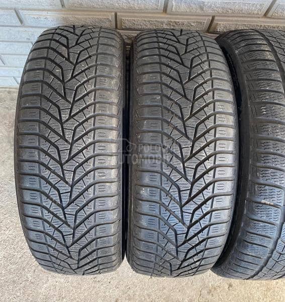 Pirelli 205/60 R16 Zimska