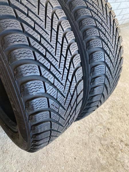 Pirelli 185/55 R15 Zimska