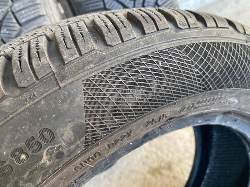 Continental 185/60 R15 Zimska