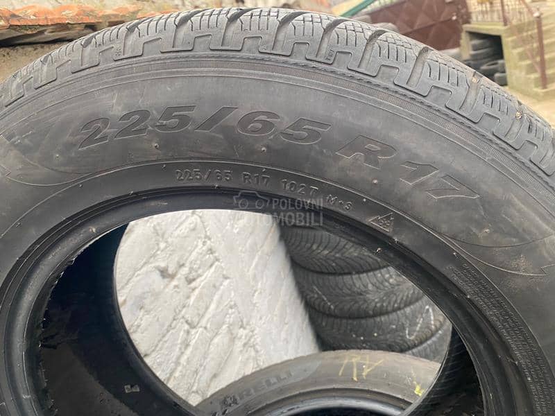 Pirelli 225/65 R17 Zimska