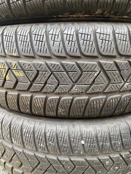 Pirelli 225/65 R17 Zimska