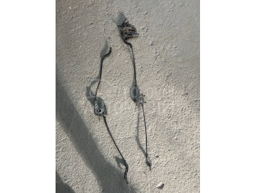 Brave,sajla haube u prsima za Audi Q2