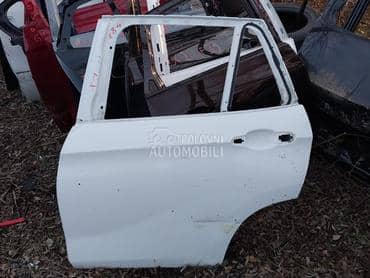 zadnja leva vrata e84 za BMW X1