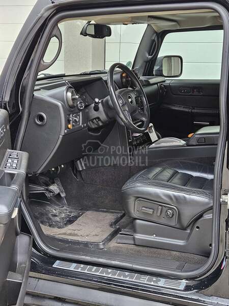 Hummer H2 