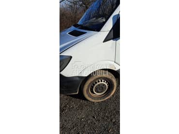 Krilo za Sprinter W906