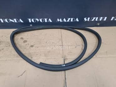 gumeni keder vrata za Nissan X-Trail od 2007. do 2013. god.