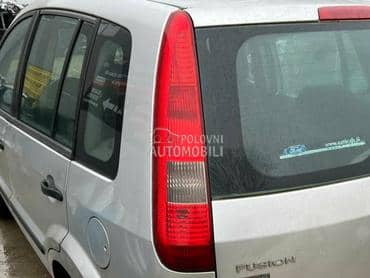 Stop svetlo levo za Ford Fusion od 2002. do 2005. god.