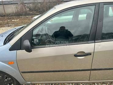 Vrata prednja leva zlatna za Ford Fiesta od 2002. do 2005. god.