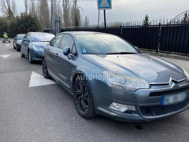 branik prednji i zadnji za Citroen C5 od 2008. do 2017. god.