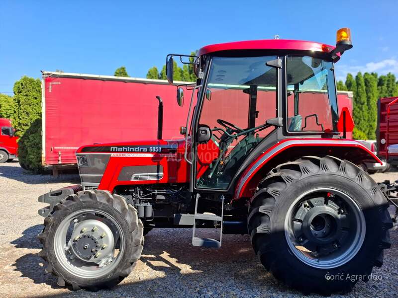 Mahindra 6050 4WD